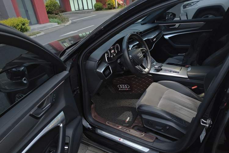 Used Audi A6L New Energy 2020 55 TFSI e quattro Driver Seat