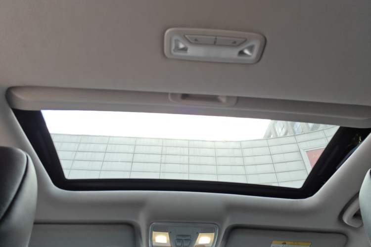 Used Changan Eado 2020 PLUS Blue Whale NE 1.4T GDI DCT Prestige Model
