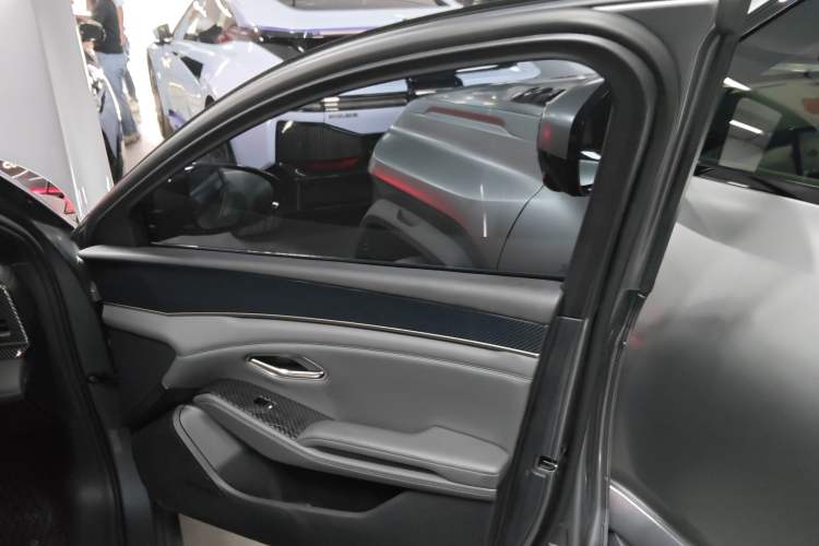 Used BYD Qin L 2024 DM-i 80KM Beyond Model