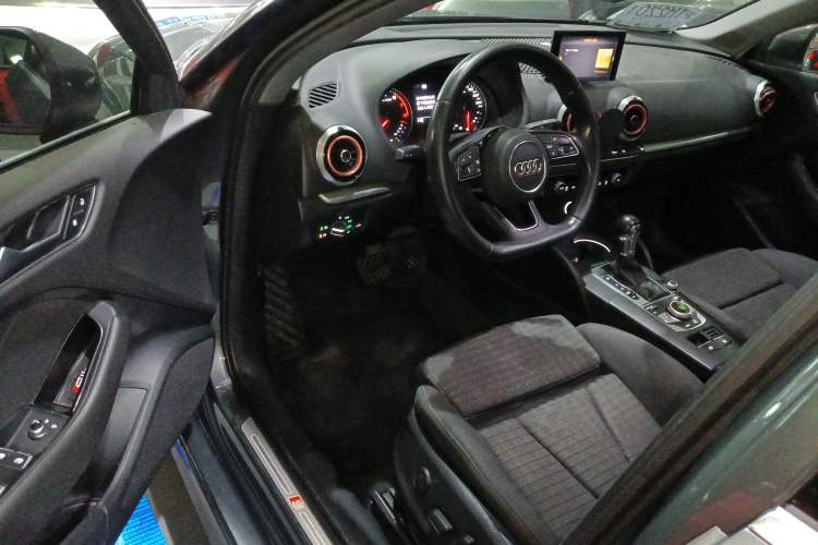 Used Audi A3 2019 Limousine 40 TFSI Sport Version China V Emission Standard
