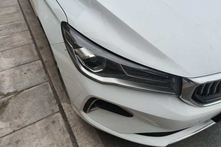 Used Geely Auto Emgrand 2022 4th Generation 1.5L CVT Flagship Model
