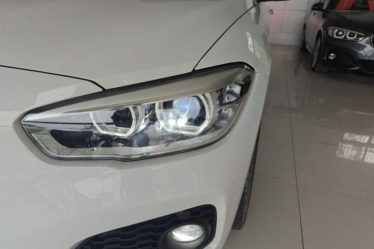 Used BMW 1 Series 2018 120i M Sport Package Left Front Headlight