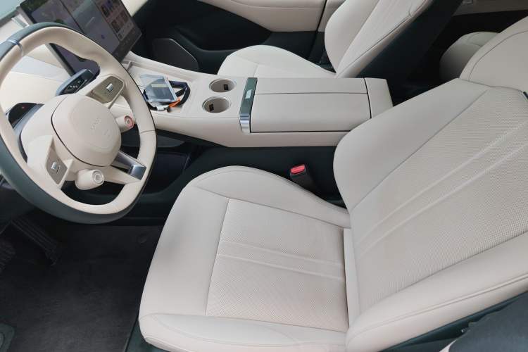 Used Xiaomi Auto YU7 2025 Ultra-Long Range Rear-Wheel Drive Version
