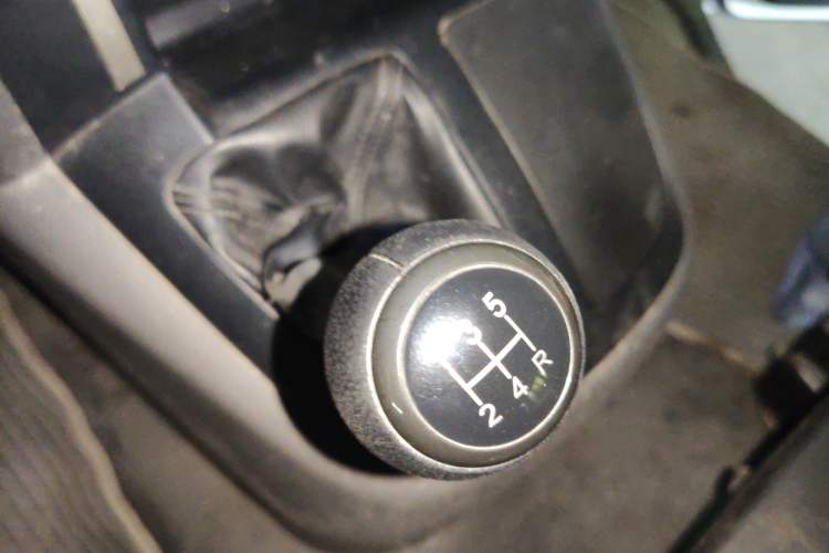 Used Jinbei Express 2017 2.0L Standard Version V19