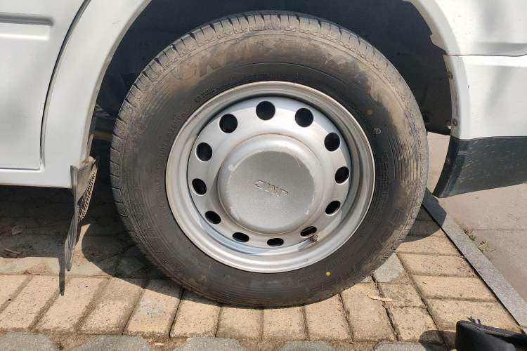 Used JMC Transit 2021 2.8T Space King Taurus Short Wheelbase Mid-Height 6-Seater Diesel Euro VI JX493
