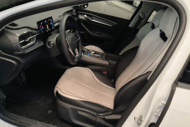 Used BYD Destroyer 05 2024 Honor Edition DM-i 120KM Luxury Model Left Front Seat