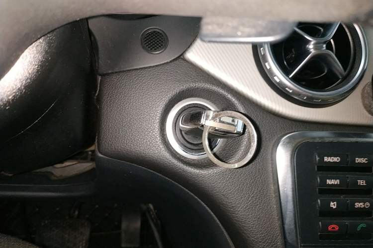 Used Mercedes-Benz GLA 2015 GLA 200 Fashion Model
