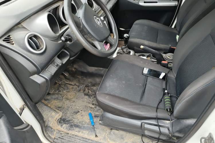 Used CHANGAN KAICHENG Ounuo S 2014 1.5L Base Version
