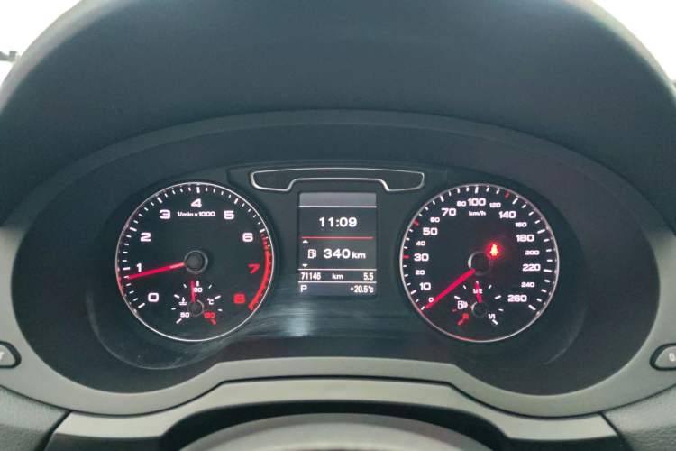 Used Audi Q3 2015 35 TFSI quattro Technology Edition
