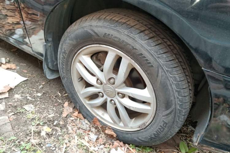 Used Hyundai Celesta 2011 1.6L Manual Comfort Edition
