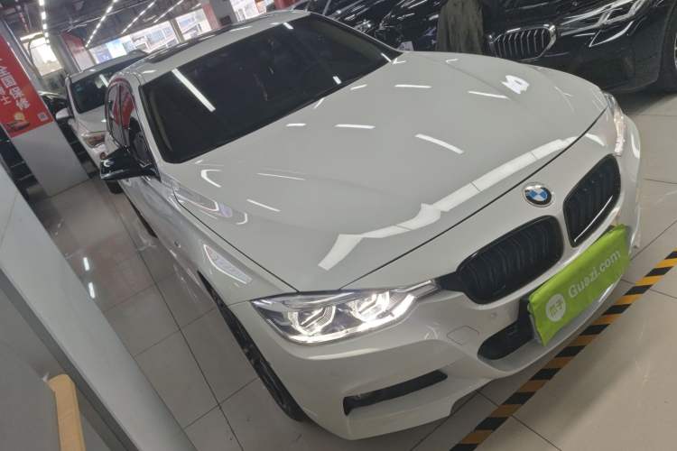 Used BMW 3 Series 2019 320Li M Luxury Package Front Right 45 Deg