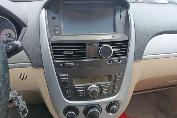 Used Buick Excelle 2013 1.5L Manual Classic Model