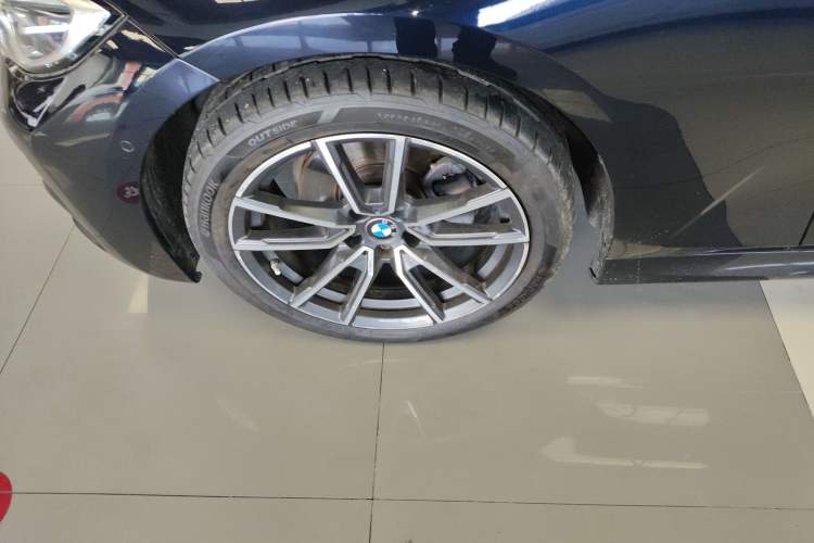 Used BMW 3 Series 2021 Second Facelift 325Li M Sport Package
