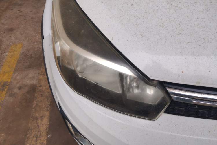 Used Great Wall M4 2014 1.5L Manual Luxury Model Right Front Headlight