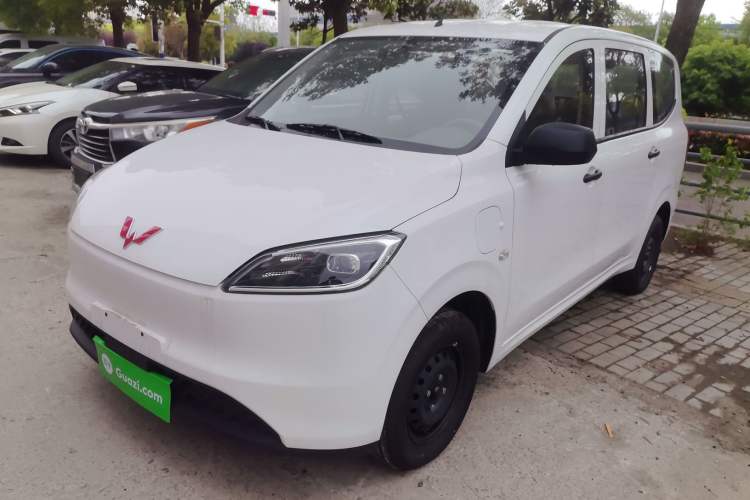 Used Wuling Hongguang New Energy 2024 All-Electric Model 300KM Practical Version