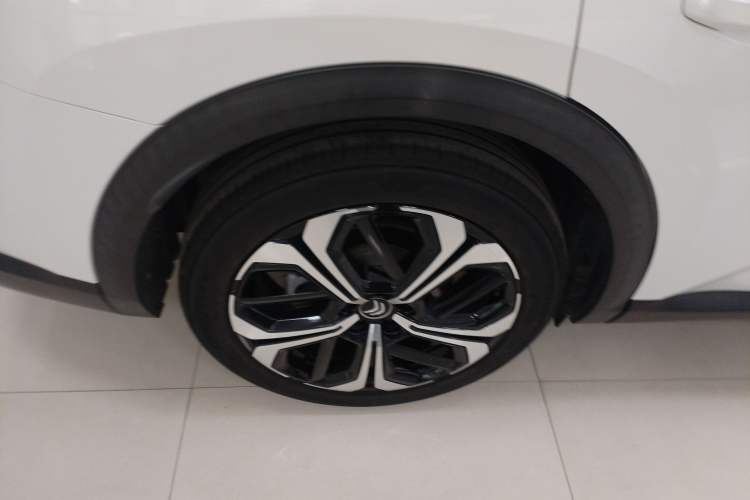 Used Citroen C5 X 2021 1.6T Impressive Edition Right Rear Wheel Hub