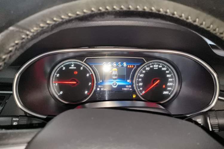 Used Hongqi H5 2019 30TD Smart Connect Dynamic Edition Instrument Cluster