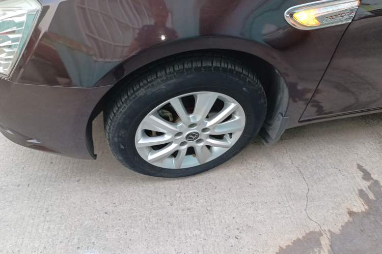 Used Luxgen 5 2014 Honor Navigation Edition 1.8T Automatic Luxury Model
