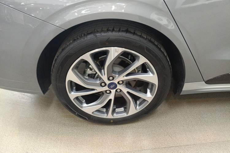 Used Ford Mondeo 2025 2.0T EcoBoost Ultimate Edition