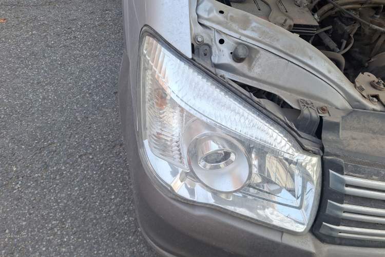 Used FORTHING Lingzhi 2015 M3 1.6L 7-Seater Comfort Model