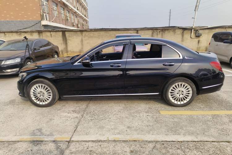 Used Mercedes-Benz C-Class 2017 C 180 L