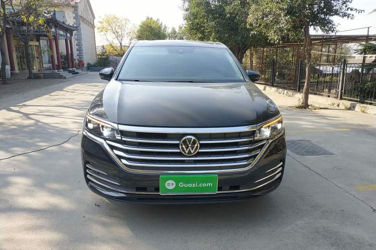 Used Volkswagen Viloran 2023 380TSI Prestige Edition
