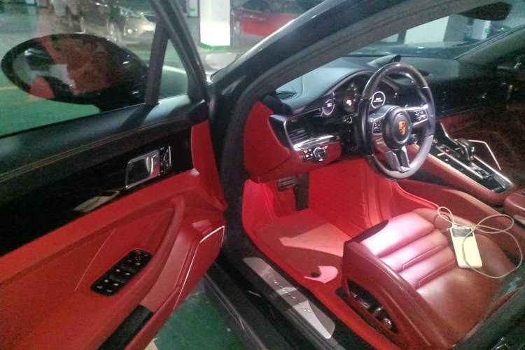 Used Porsche Panamera 2017 Panamera 4 Executive Long Wheelbase 3.0T