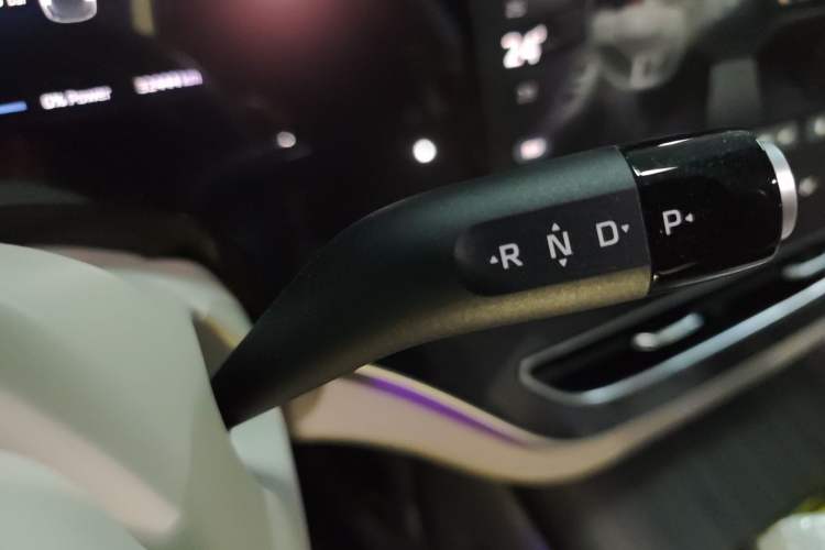 Used Rising F7 2023 Advanced Pro Edition Gear Lever