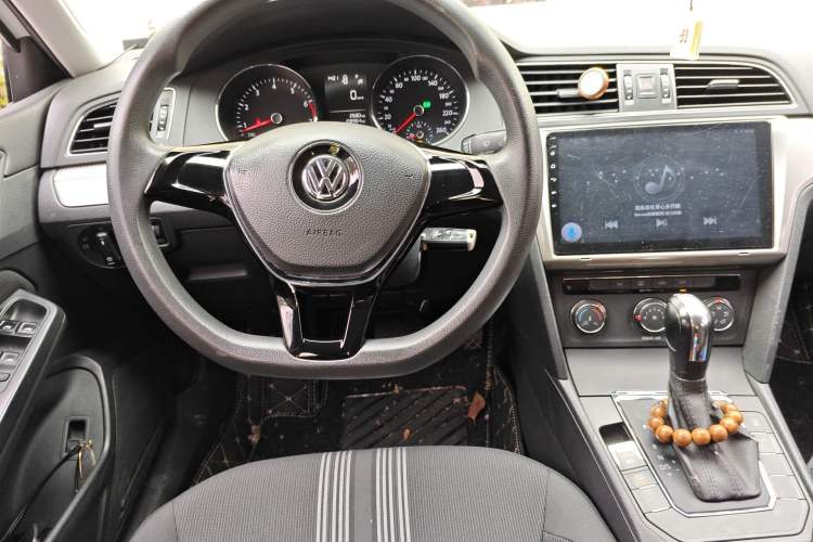 Used Volkswagen Lamando 2018 230TSI DSG Fashion Edition Steering Wheel