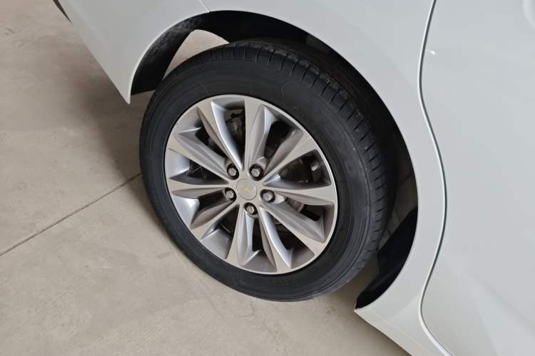 Used Chevrolet Monza 2020 320 Automatic Enjoyment Edition