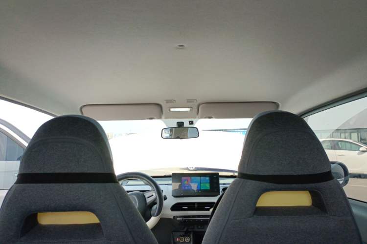 Used Geely Galaxy Panda 2023 Panda Mini 200km Endurance Bear Headliner