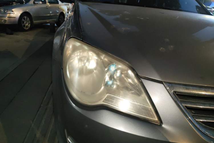 Used Volkswagen Bora 2011 1.6L Manual Fashion Edition
