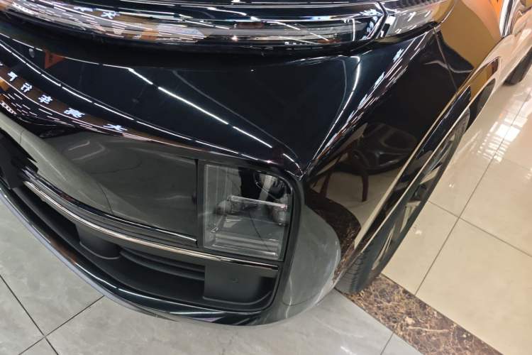 Used Li Auto L8 2023 Pro Model
