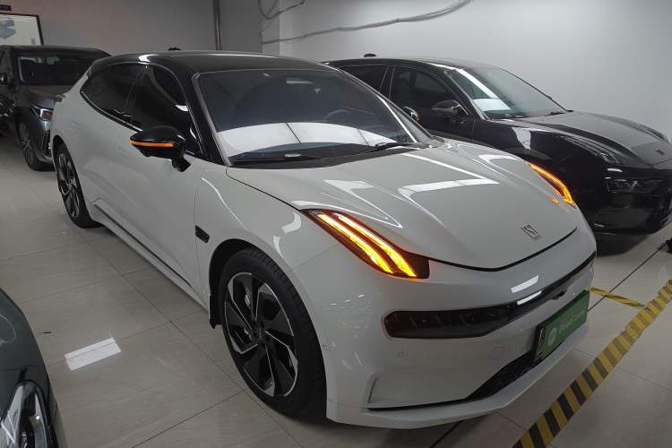 Used Zeekr 001 2022 Ultra-Long Range Dual-Motor YOU Version
