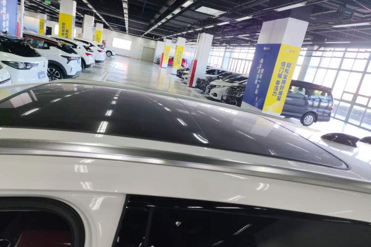 Used Hongqi HS3 2023 1.5T Two-Wheel Drive Shanwei Edition
