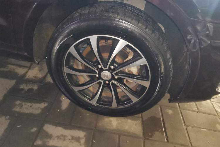 Used Zotye SR7 2016 1.5T Manual Cube Road Edition China V Standard