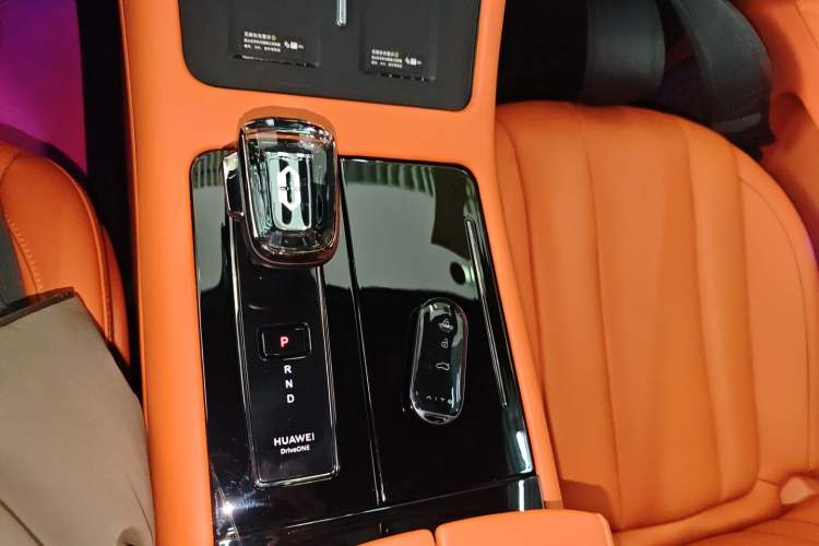 Used Hima AITO M7 2024 1.5T Intelligent Drive 4x4 Max Edition 6 Seats