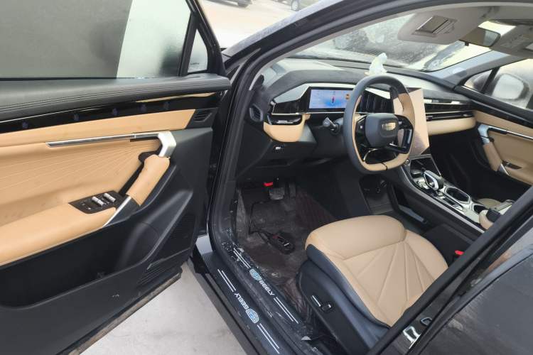 Used Geely Auto FX11 2023 1.5TD DCT Prestige Edition