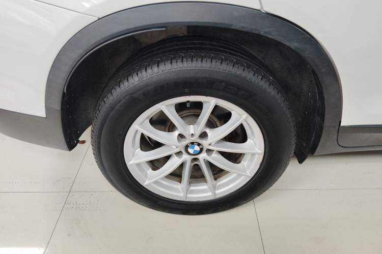 Used BMW X3 2016 sDrive20i Right Rear Wheel Hub
