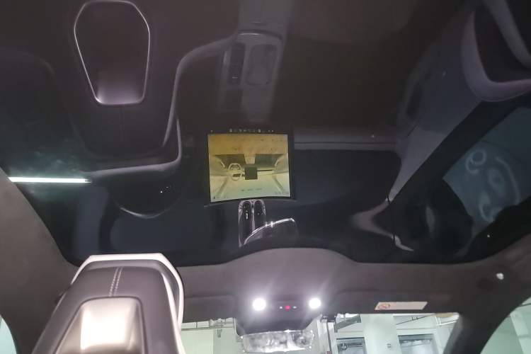 Used Xiaomi Auto SU7 2024 Four-Wheel Drive Ultra-Long Range Advanced Intelligent Driving Max Edition