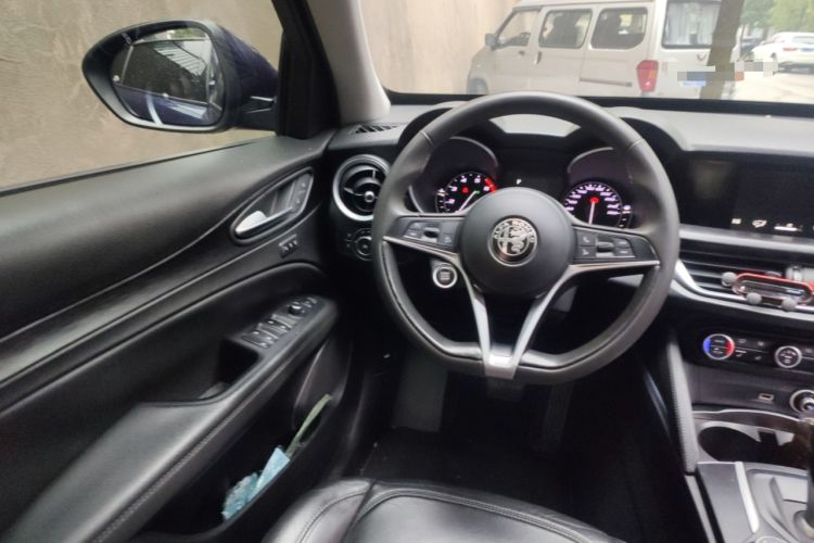 Used Alfa Romeo Stelvio 2017 2.0T 200HP Elite Edition