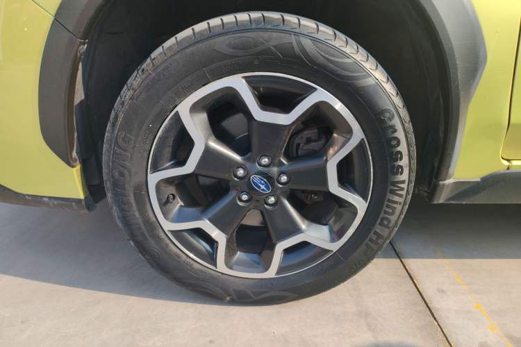 Used Subaru XV 2015 2.0i Special Edition Sport Model Left Front Wheel Hub