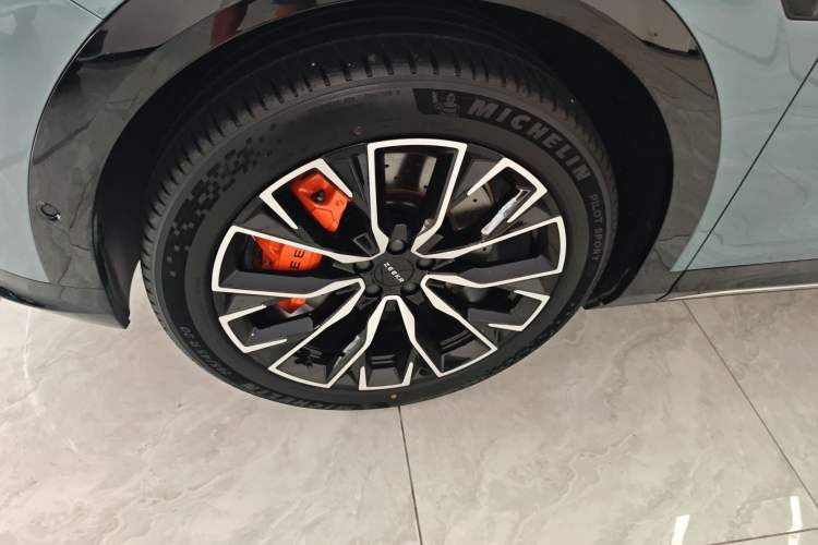 Used Zeekr 7X 2025 75 kWh Rear-Wheel Drive Intelligent Driving Version
