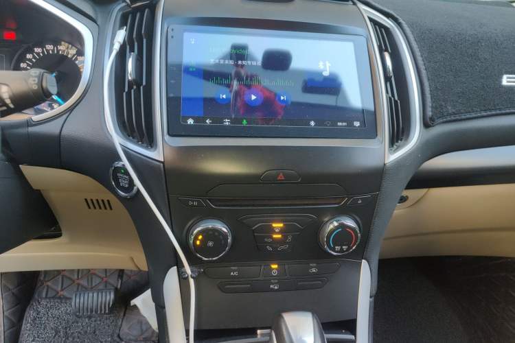 Used Ford Edge 2018 EcoBoost 245 Two-Wheel-Drive Titanium 5-Seater China V Standard
