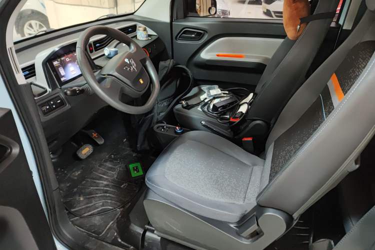Used Wuling Hongguang MINIEV 2022 Zizai Version Lithium Iron Phosphate Driver Seat