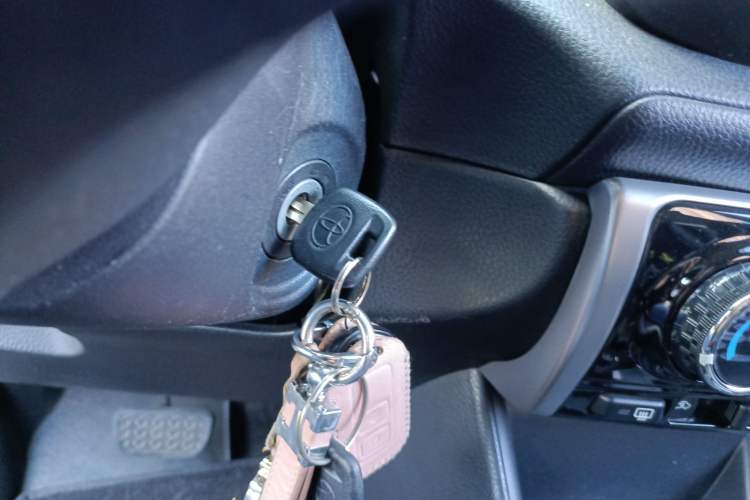 Used Toyota YARiS L Zhi Xuan 2020 X-Trail X 1.5L CVT Leading Edition
