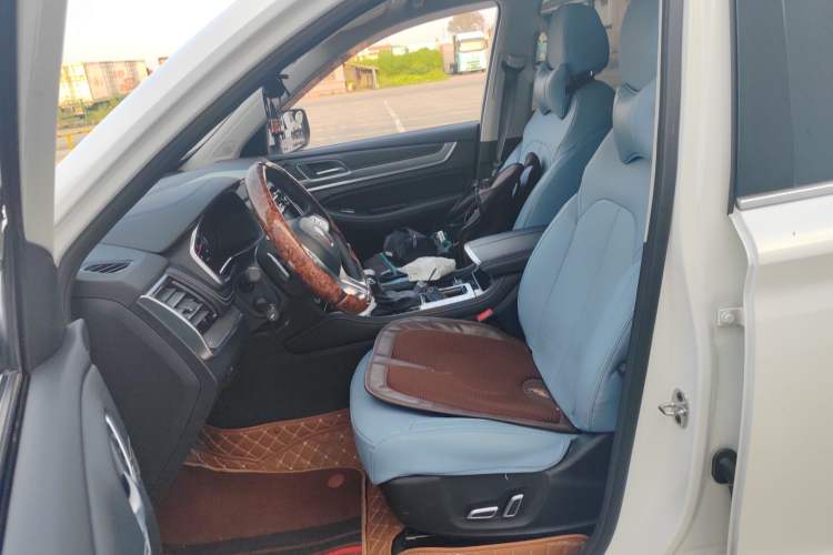 Used Roewe RX8 2019 30T Two-Wheel Drive Supreme Flagship Edition
