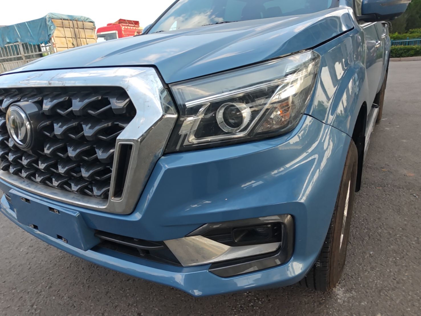 Dongfeng Ruichi 6 Pro 2025 Model 2.3T Automatic 2x2 Diesel Luxury Edition Flatbed Long Cargo Box — снимка 8