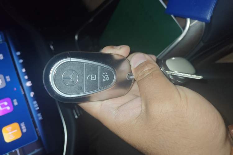 Used Mercedes-Benz E-Class 2025 Facelift E 300 L Luxury Edition
