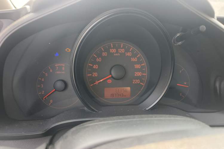 Used Honda Fit 2014 1.5L LX Manual Comfort Model
